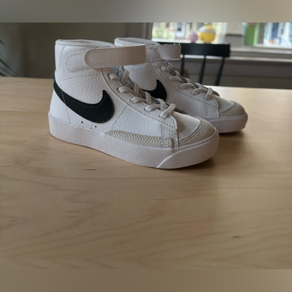Nike Kids' Preschool Blazer Mid '77 Shoes
